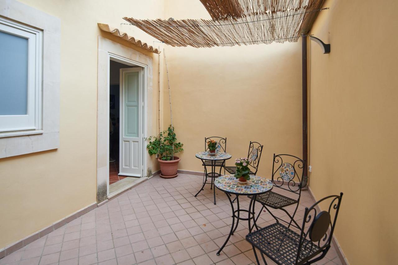 Galleria Del Duomo Bed & Breakfast Siraküza Dış mekan fotoğraf